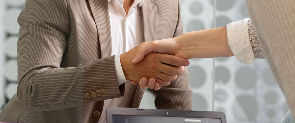 abogados-asesores-y-profesionales-de-la-construccion-derecho-inmobiliario-y-urbanismo-slide-002